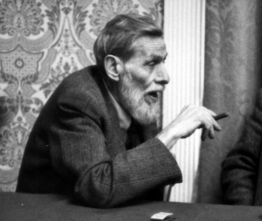 Warren McCulloch: The Cyberneticist Who Modeled the Brain